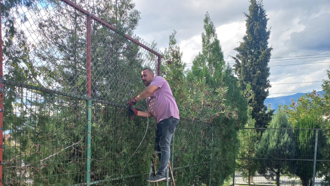 Kargı Fen Lisesi Binası Boyandı